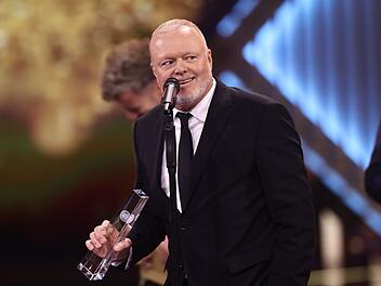 Zuletzt durfte sich Stefan Raab &uuml;ber den Deutschen Fernsehpreis f&uuml;r "Wer wei&szlig; wann was war?" freuen.
