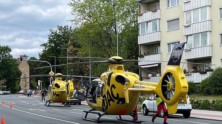 Mutter und Kleinkind schwer bei Brand verletzt