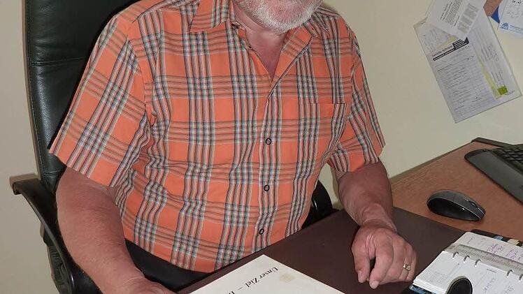 Seit 21 Jahren führt Rainer Kraus den über 500 Mitglieder starken TSV 1889 Stockheim. Der Stockheimer ist seit Wochen mit der Organisation des Jubiläums beschäftigt. Fotos: Gerd Fleischmann