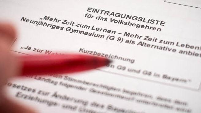 Auf der Vorderseite der Unterschriftenliste steht eine Beschreibung.