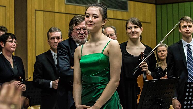 Impressionen vom Sinfoniekonzert der "Musikfreunde Neustadt".Foto: Jochen Berger