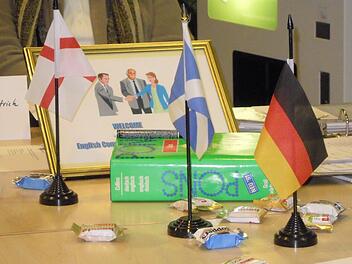 Let´s talk about it! Englischer Gesprächskreis in der Georgi-Kurhalle in Bad Brückenau. Foto: Julia Raab