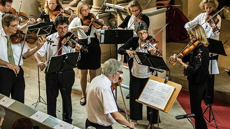 Impressioen von der Serenade mit dem Collegium musicum Coburg in der Schlosskirche AhornFoto: Jochen Berger