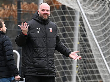 Buckenhofens Fischer zwischen Anspruch und Entwicklung