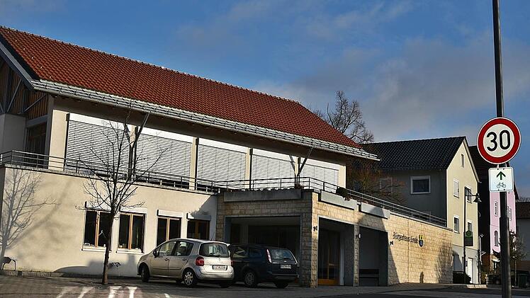 Ein Paradebeispiel für eine barrierefreie Einrichtung ist das Bürgerhaus "Linde" in Ahorn. Der Sozialverband VdK fordert nun die Politiker auf, Barrieren auf allen Ebenen abzubauen. Foto: Gabi Arnold