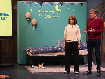 Elke und Marlon Osthoff sind bei ihrem Pitch maximal angespannt. F&uuml;r das Gr&uuml;nder-Paar steht bei "Die H&ouml;hle der L&ouml;wen" viel auf dem Spiel.
