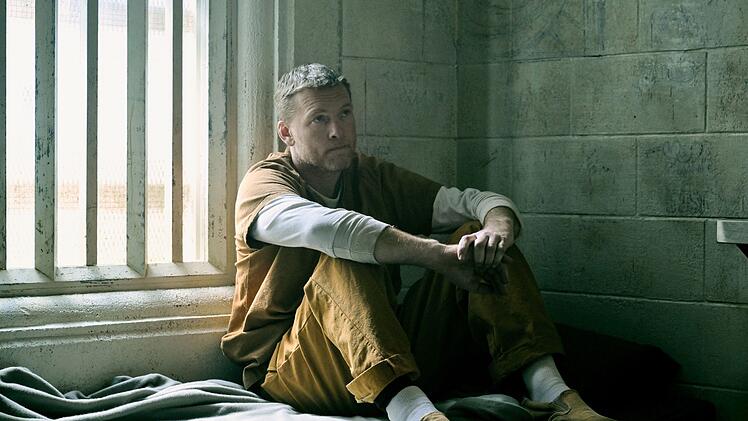 David Burroughs (Sam Worthington) sitzt f&uuml;r einen Mord im Gef&auml;ngnis, der sich, wie es aussieht, nie ereignet hat.