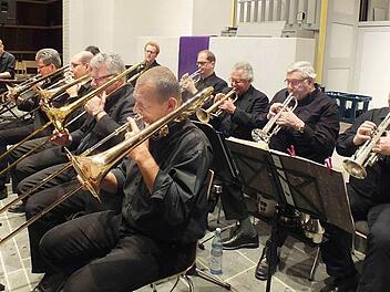 Auch bei den "Herzophonics" musizieren seit längerer Zeit Erwachsene innerhalb der Stadtjugendkapelle.  Foto: Richard Sänger (Archiv)