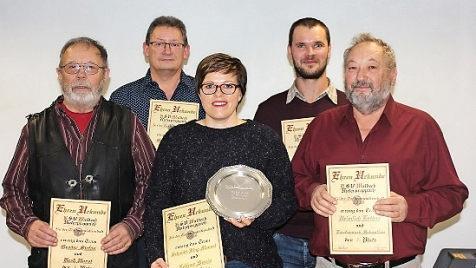 Die Tandemmeister v. l.: Horst Keeß (3.), Stefan Grader (3.), Sonja Zellner (1.), Sebastian Laudensack (2.) und Lothar Heimlich (2.), es fehlt Manuel Schmidt-Klug (1.)