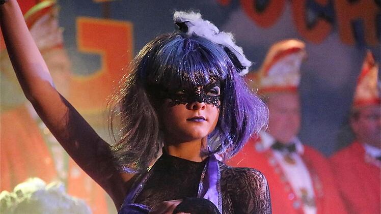 Prunksitzung der "Öwerdöllwer Fosenochts-Gemeinschaft". Foto: Gerd Schaar