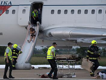 Flugzeug-Evakuierung