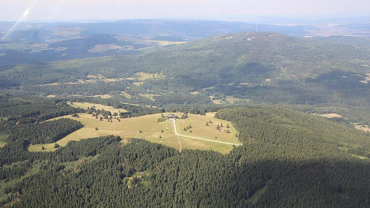 Noch sind die Bäume in der Rhön grün. Johannes Schlereth