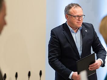 Th&uuml;ringer Ministerpr&auml;sident Voigt soll Doktortitel verlieren