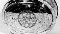 Die Hostienschale von 1756 mit dem Schaumberger Wappen