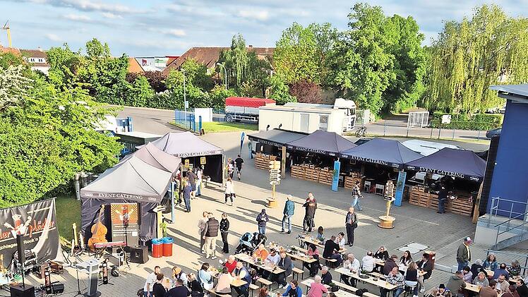 Blick auf das Maintal Familienfest.