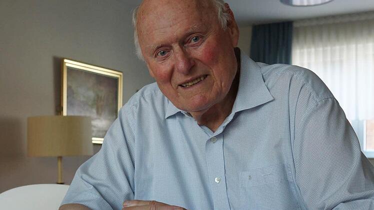 Zahlreiche Auszeichnungen schmücken den Lebensweg von Winfried Benner. Foto: Arkadius Guzy