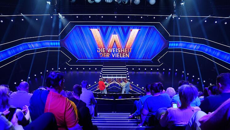 200 G&auml;ste im Publikum treten gegen die Einzelkandidaten an.