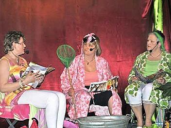 Badespaß am Didi-See hatten (v.l.) Michaela Eisenacher, Manuela Kuhn und Claudia Lämmlein. Foto: may