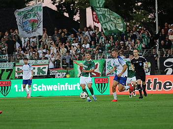 FC 05 Schweinfurt: Flutlicht-Doppelpack und Druck