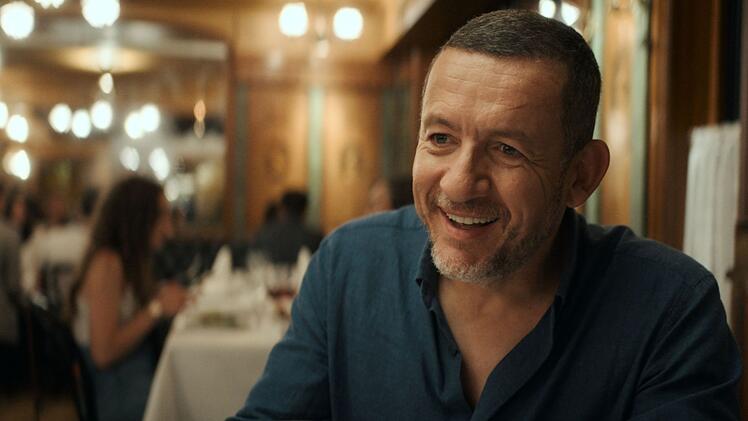 Der Taxifahrer Charles (Dany Boon) blüht in Gegenwart seiner ungewöhnlichen Kundin zunehmend auf.