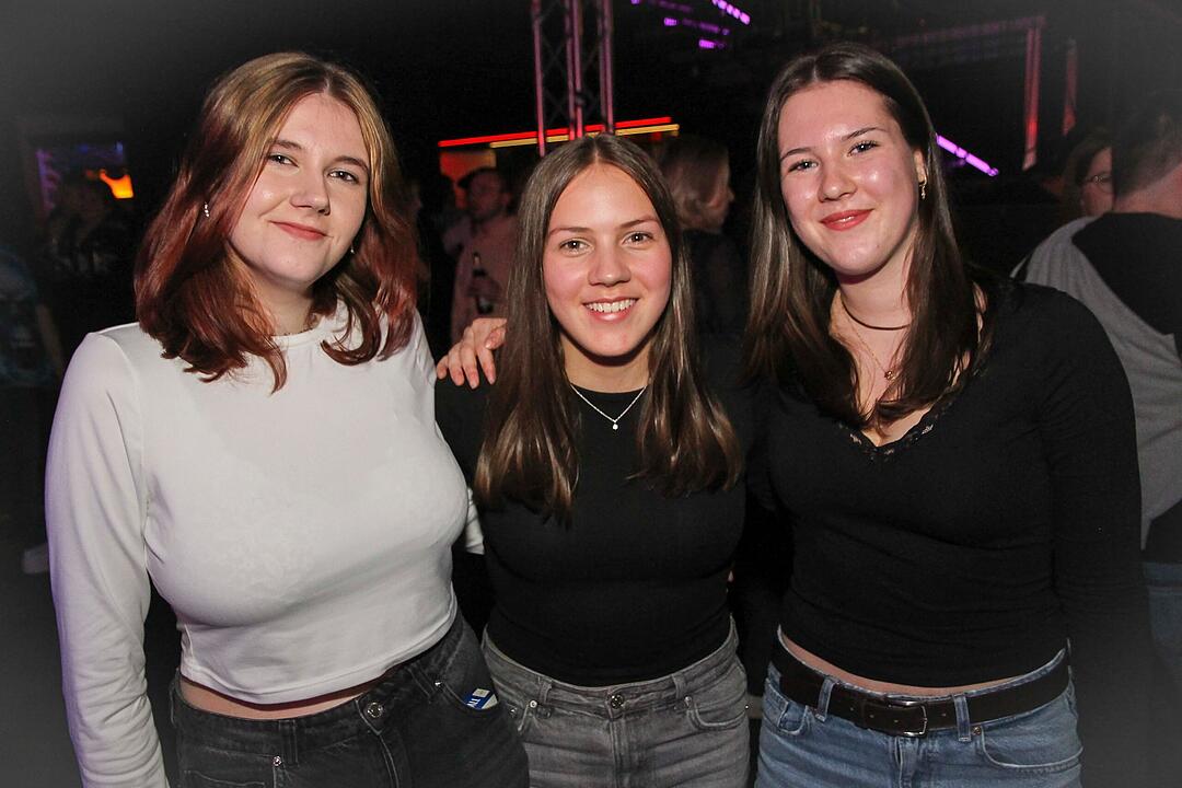 RADSPITZ live im Schwingen Nightlife