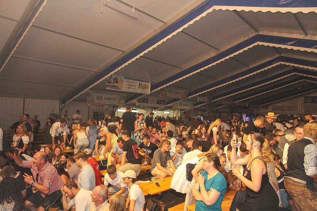 Super Stimmung beim Wiesenfest.
