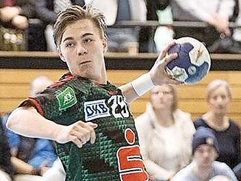 Linkshänder Jakob Knauer steht vor einem Wechsel zum HSC 2000 Coburg. Der Neustadter war zuletzt eine wichtige Stütze im A-Junioren-Bundesligateam der Berliner Füchse, bei denen er in den letzten zwei Jahren wertvolle Erfahrungen sammelte. In Coburg könnte der Sohn von HSC-Gründungsmitglied Jochen Knauer sowohl in der A-Jugend-Bundesliga spielen, als auch erste Erfahrungen in der 2. oder 3. Männer-Bundesliga sammeln. Foto: Archiv