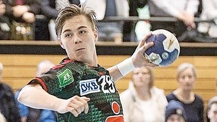 Linkshänder Jakob Knauer steht vor einem Wechsel zum HSC 2000 Coburg. Der Neustadter war zuletzt eine wichtige Stütze im A-Junioren-Bundesligateam der Berliner Füchse, bei denen er in den letzten zwei Jahren wertvolle Erfahrungen sammelte. In Coburg könnte der Sohn von HSC-Gründungsmitglied Jochen Knauer sowohl in der A-Jugend-Bundesliga spielen, als auch erste Erfahrungen in der 2. oder 3. Männer-Bundesliga sammeln. Foto: Archiv