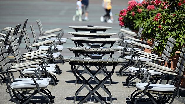 Stra&szlig;encaf&eacute;