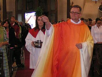 Pfarrer Oliver Schütz ist der neue Pfarrer in Kirchehrenbach und Weilersbach.  Foto: Amon