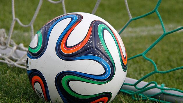 Ruhender Ball...Symbolbild