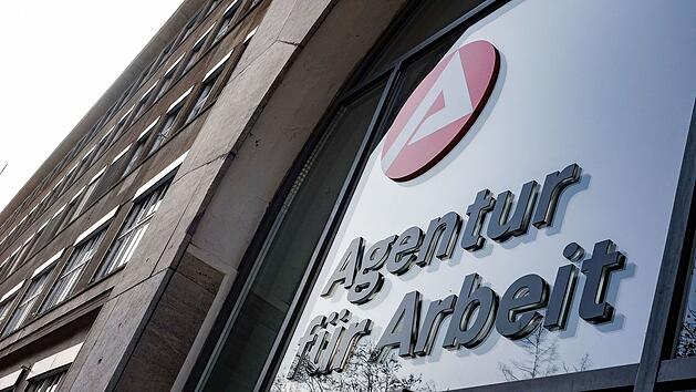 Bamberg-Coburg: Weniger Arbeitslose, mehr Chancen mit Gefl&uuml;chteten - Arbeitsmarktbericht ver&ouml;ffentlicht