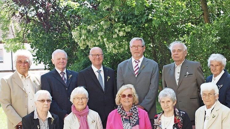 Vor 65 bzw. 75 Jahren feierten sie Konfirmation.