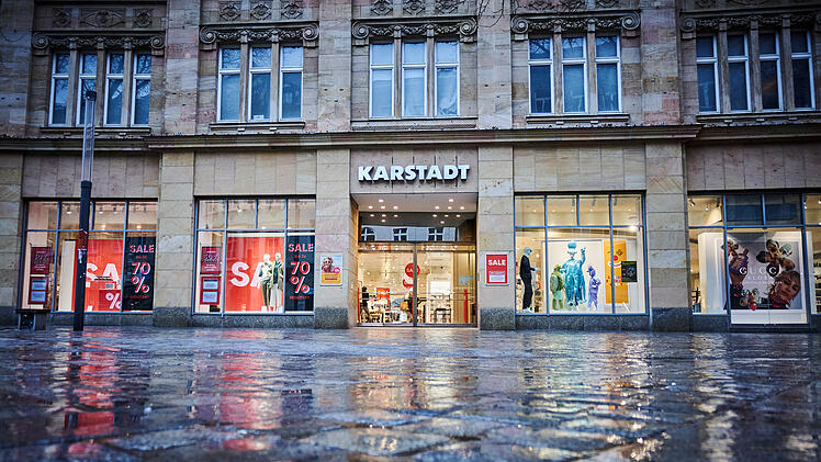 Bamberg: Gro&szlig;er Karstadt-Gipfel abgehalten - "tragf&auml;hige L&ouml;sung zum Erhalt"