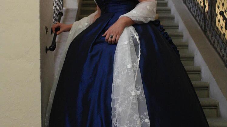 Gräfin Louise von Luxburg alias Beatrice Rose-Ebel.  Foto: Robert Huger