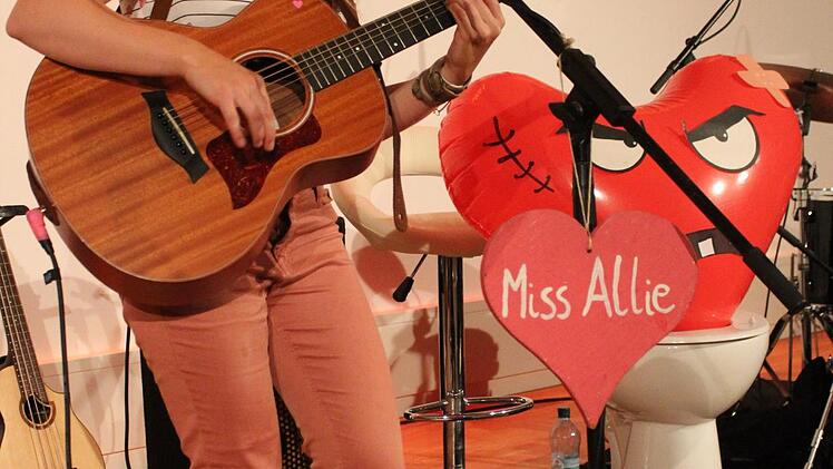 Ein frecher Glanzpunkt des Abends: Miss Allie Fotos: Markus Häggberg