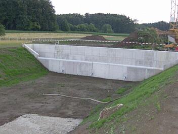 Der Bau der Abwasseranlage hat der Gemeinde Hiltpoltstein viel Geld gekostet. Foto: Petra Malbrich
