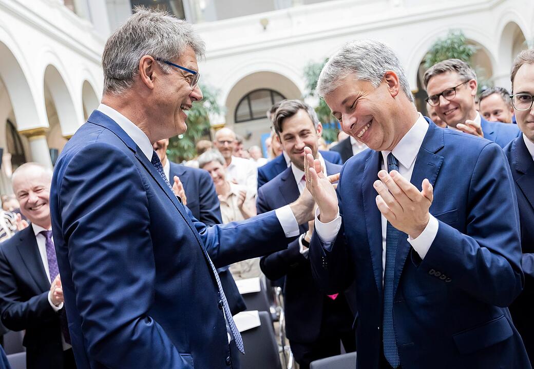 Amts&uuml;bergabe im Bundesverkehrsministerium