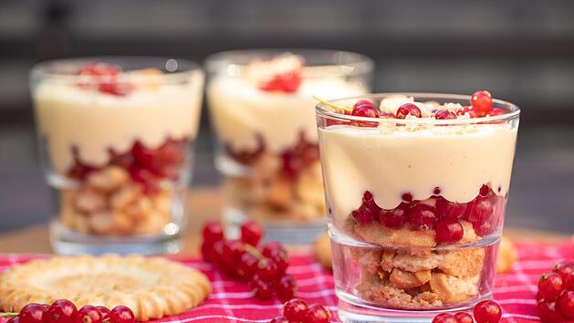 johannisbeer-dessert.jpg