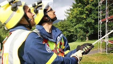 Tagsüber fiel zumindest der technische Aufwand für das Ausleuchten der Einsatzstellen weg, das erleichterte die Arbeit der Rettungskräfte.