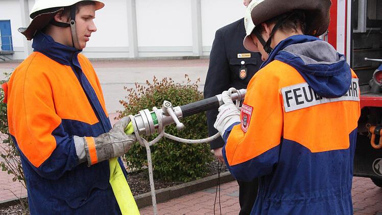 Leistungsprüfung in Münnerstadt der Jugendfeuerwehr. Foto: Arnold Nöth