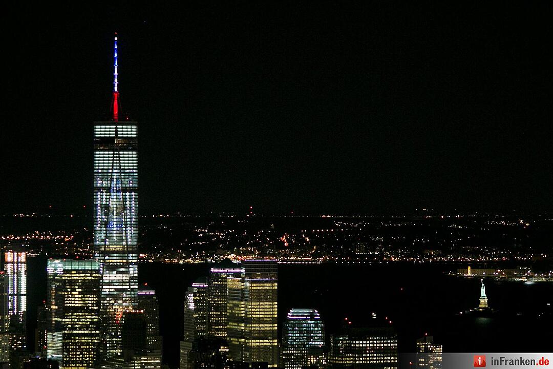Weltweit gedenken Menschen den Opfer des Terrors von Paris