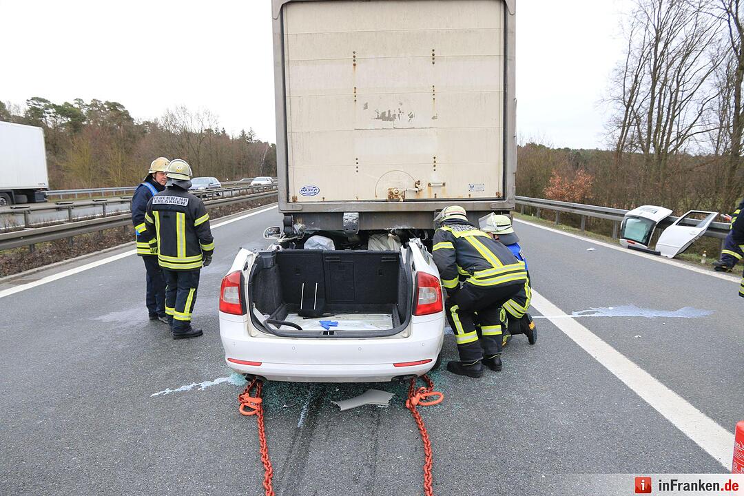Lkw-Unfall auf der A3 bei Erlangen