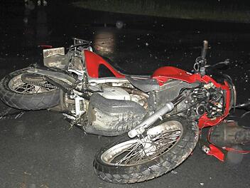 Das Motorrad des Kulmbachers wurde stark beschädigt.  Foto: Schedel