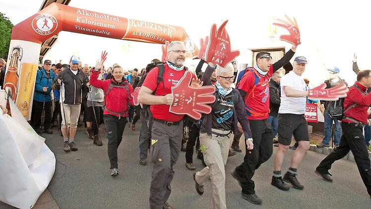 Die Startplätze für den Wandermarathon waren binnen weniger Minuten ausverkauft. Foto: Markus Balkow