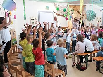 Die Kinder bei der Vorführung Foto: Mario Metz