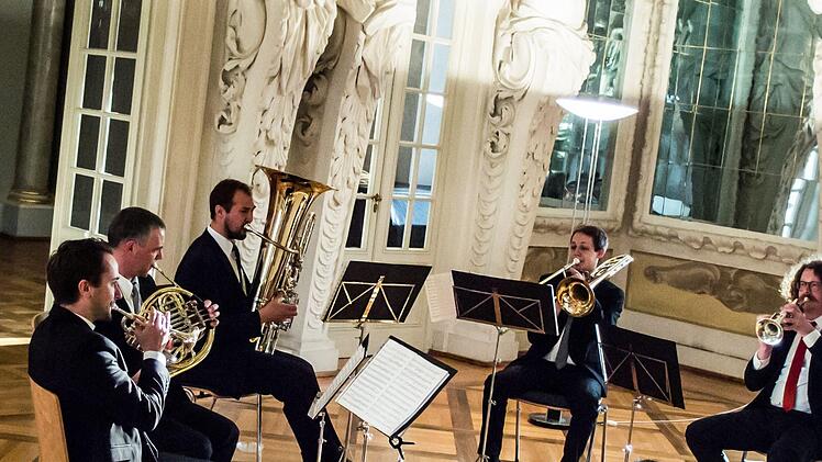Das Philharmonische Blechbläserquintett Coburg beeindruckte zu Zuhörer beim Auftaktkonzert der Strauss-Musiktage im Riesensaal der Ehrenburg.Foto: Jochen Berger