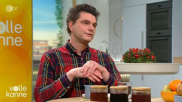 Inzwischen ist Lutz van der Horst bei Politikerinnen und Politikern ber&uuml;chtigt - sie warnen sich gegenseitig vor ihm und seinem Team.