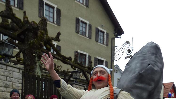 Obelix mit seinem Hinkelstein bildete das Zugende. Foto: Thomas Weichert