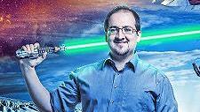 Sascha Vogel ist Physiker und der Gr&uuml;nder der &bdquo;Science Birds&ldquo;, die ihre Begeisterung f&uuml;r die Wunder der Wissenschaft in die Welt tragen.